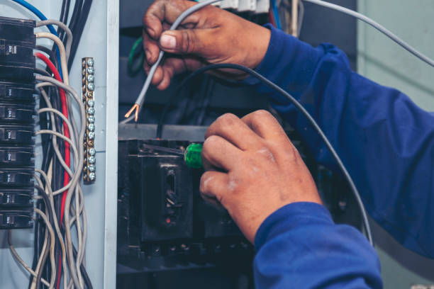 Best Affordable Emergency Electrician  in Licking, MO